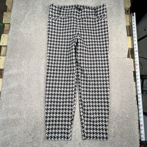 womens soho Black And Gray Checked pants Size XL